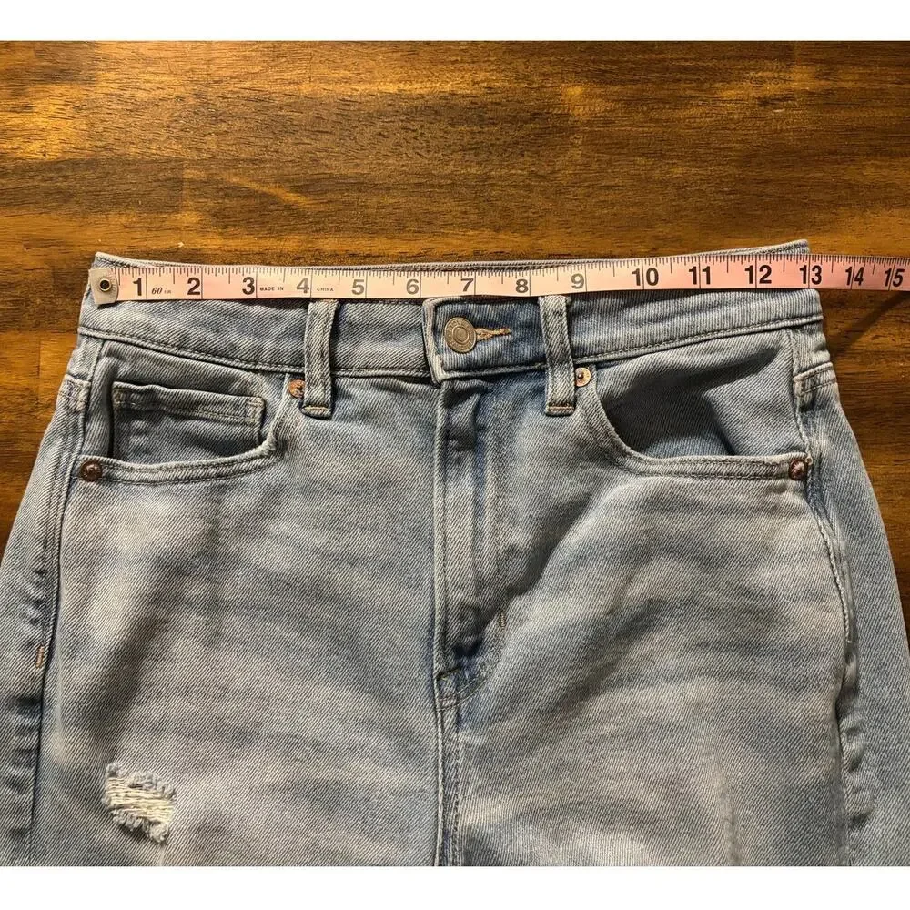 American Eagle Women’s 4 Short 26 x 26 Jeans Mom Straight High Rise Blue Denim